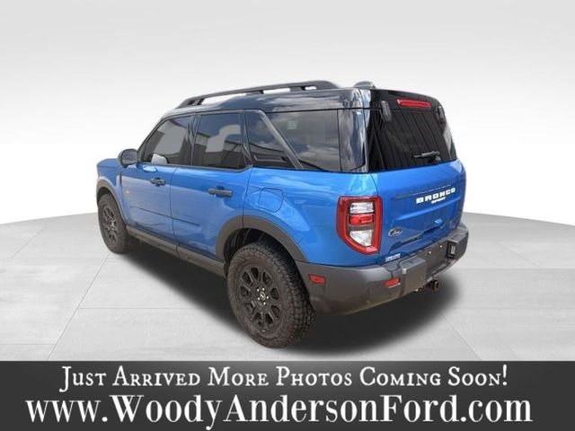 Certified Used 2025 Blue Metallic Ford Badlands image 3