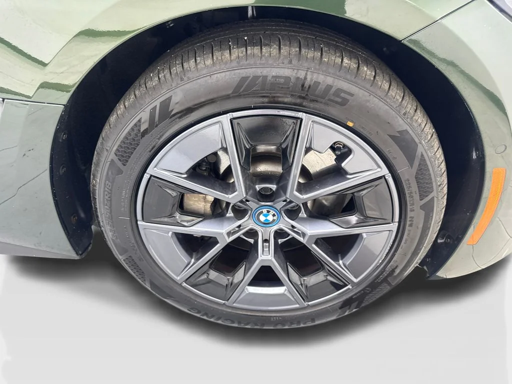 Used 2024 Green BMW eDrive35 image 84