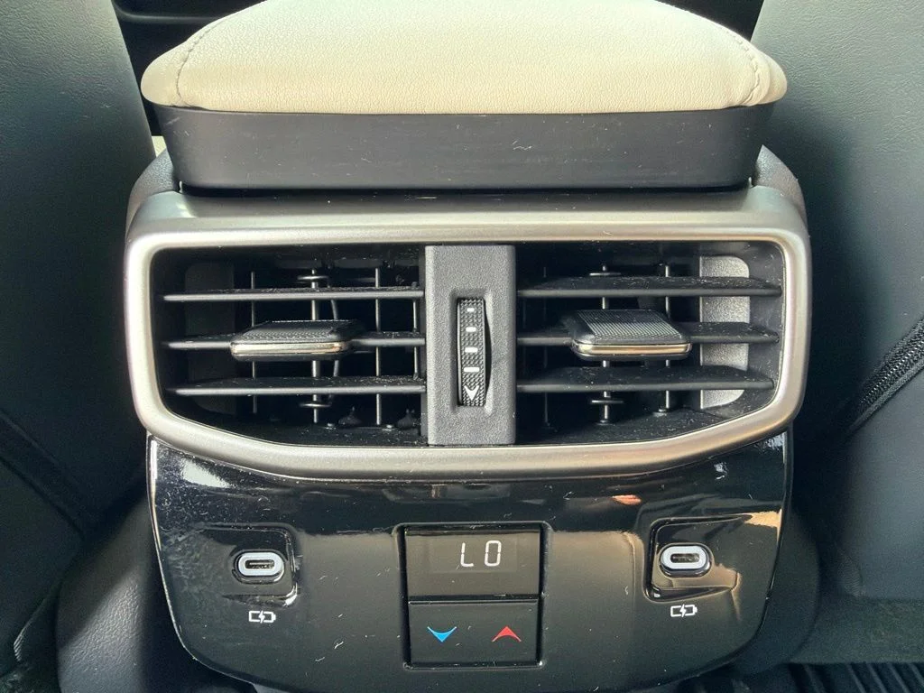 Used 2023 White Lexus 350 Premium image 28