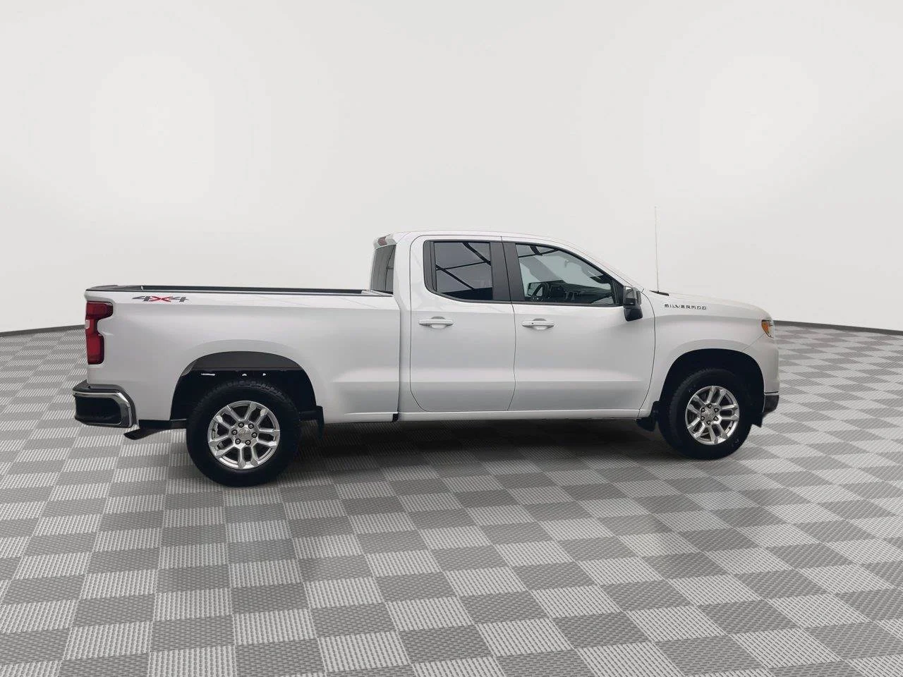 2023 Chevrolet Silverado 1500 LT - Photo 42