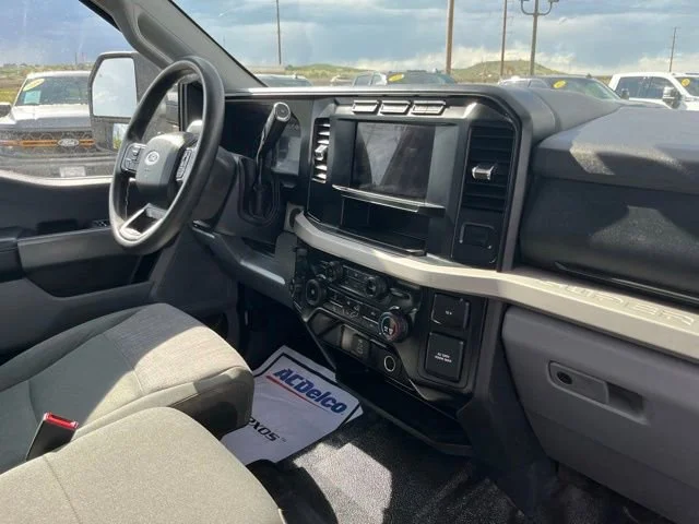 Used 2024 White Ford XL image 27