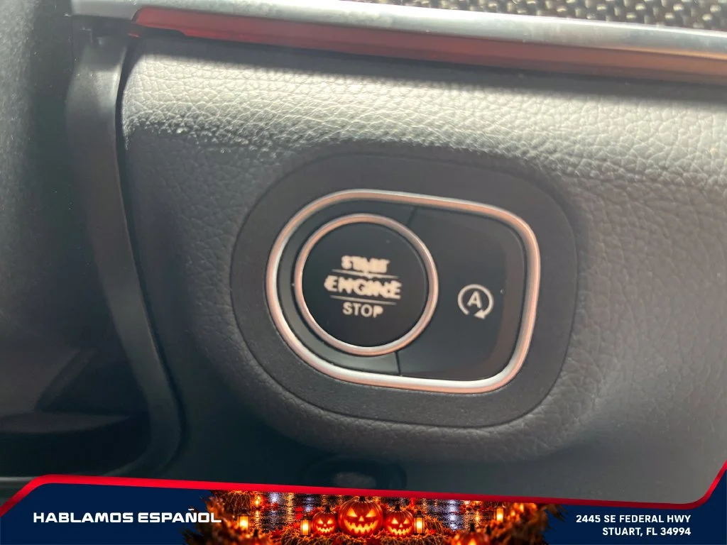 Used 2021 Gray Mercedes-Benz 4MATIC® image 27