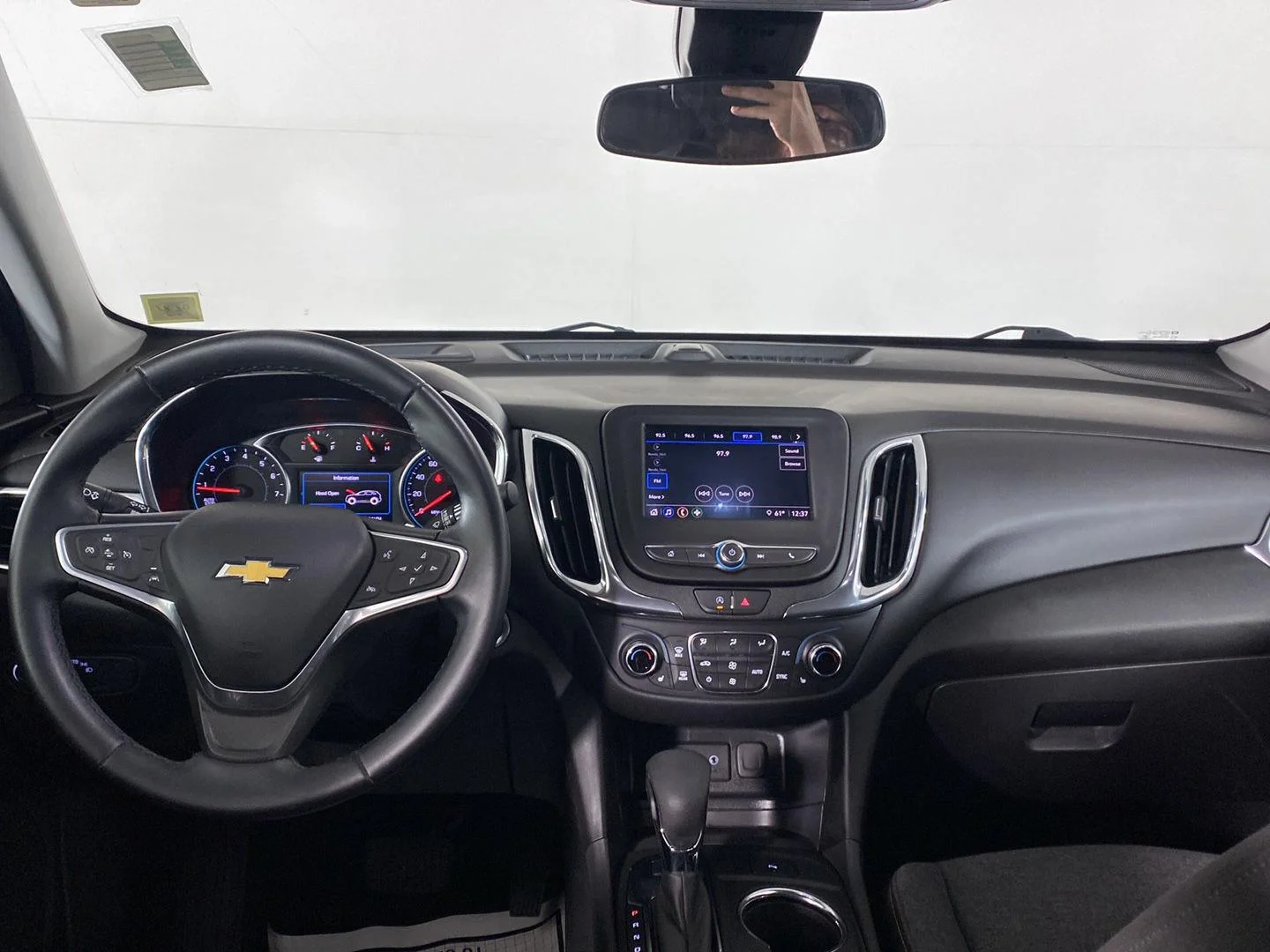 Used 2023 Summit White Chevrolet LT image 18