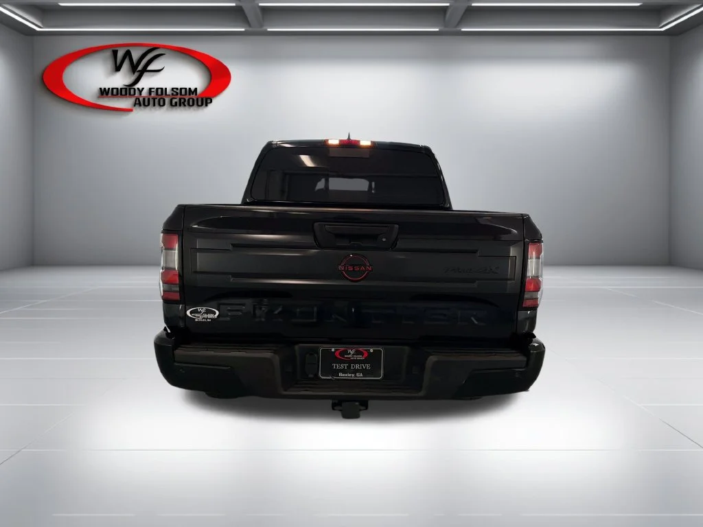Used 2025 Black Nissan PRO-4X image 7