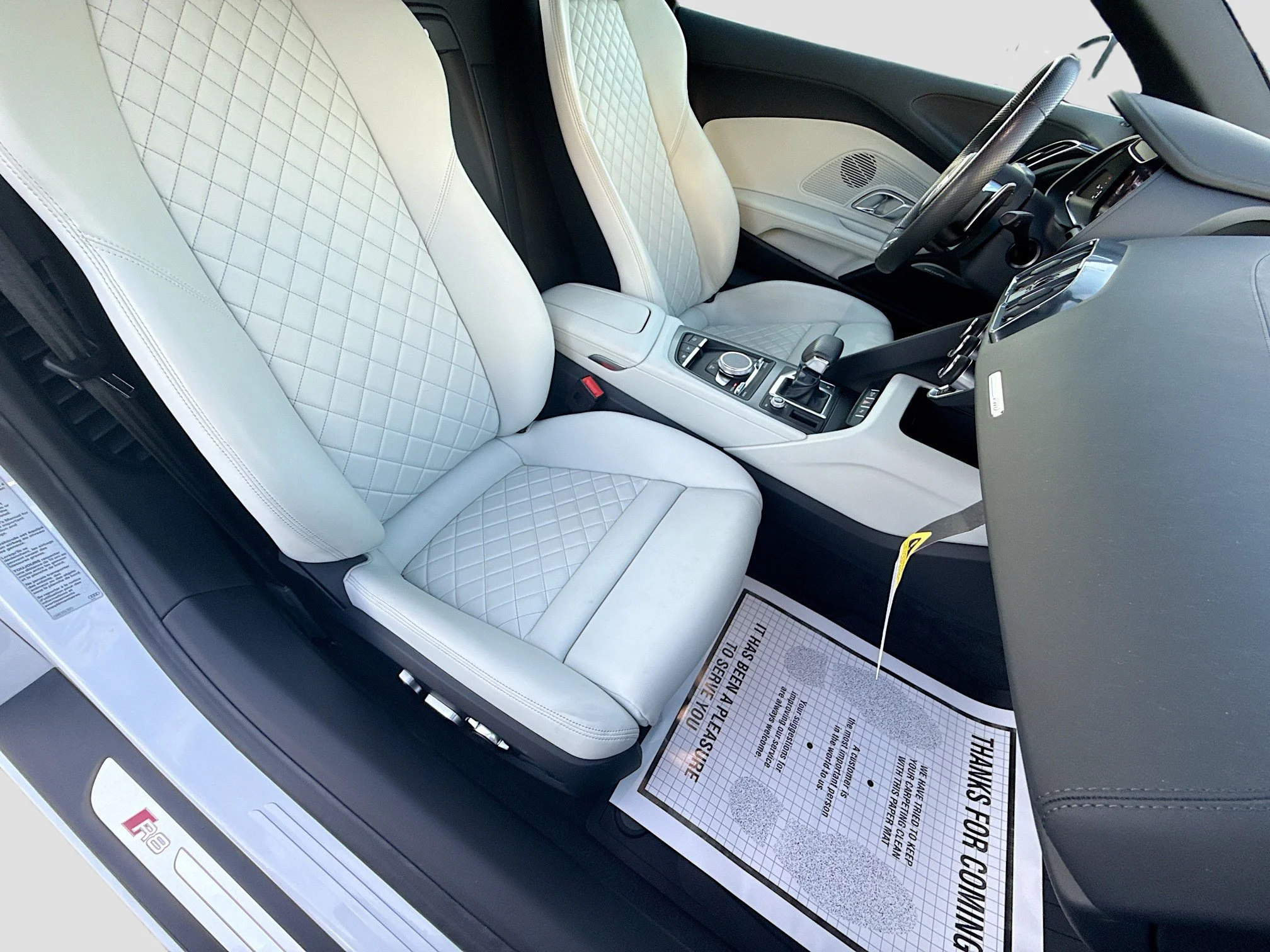 Used 2023 Suzuka Gray Metallic Audi V10 performance image 14