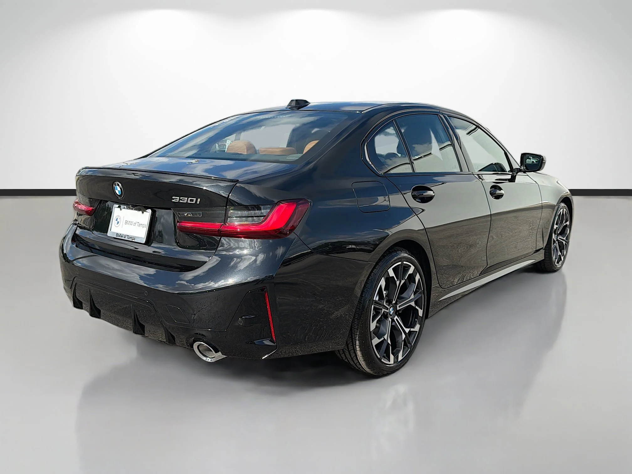 New 2026 Black Sapphire Metallic BMW 330i NA image 3