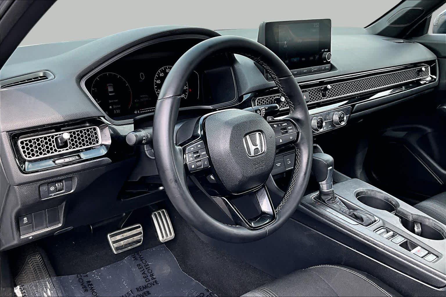 Used 2025 Solar Silver Metallic Honda Sport image 18