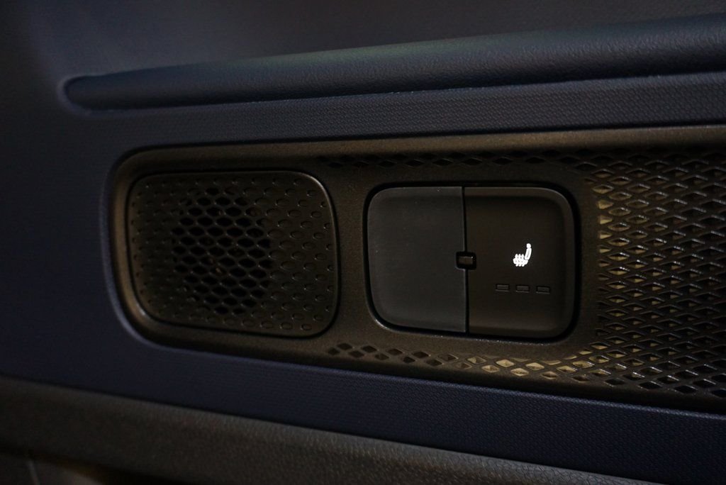 2025 Volkswagen ID. Buzz PRO S - Photo 34