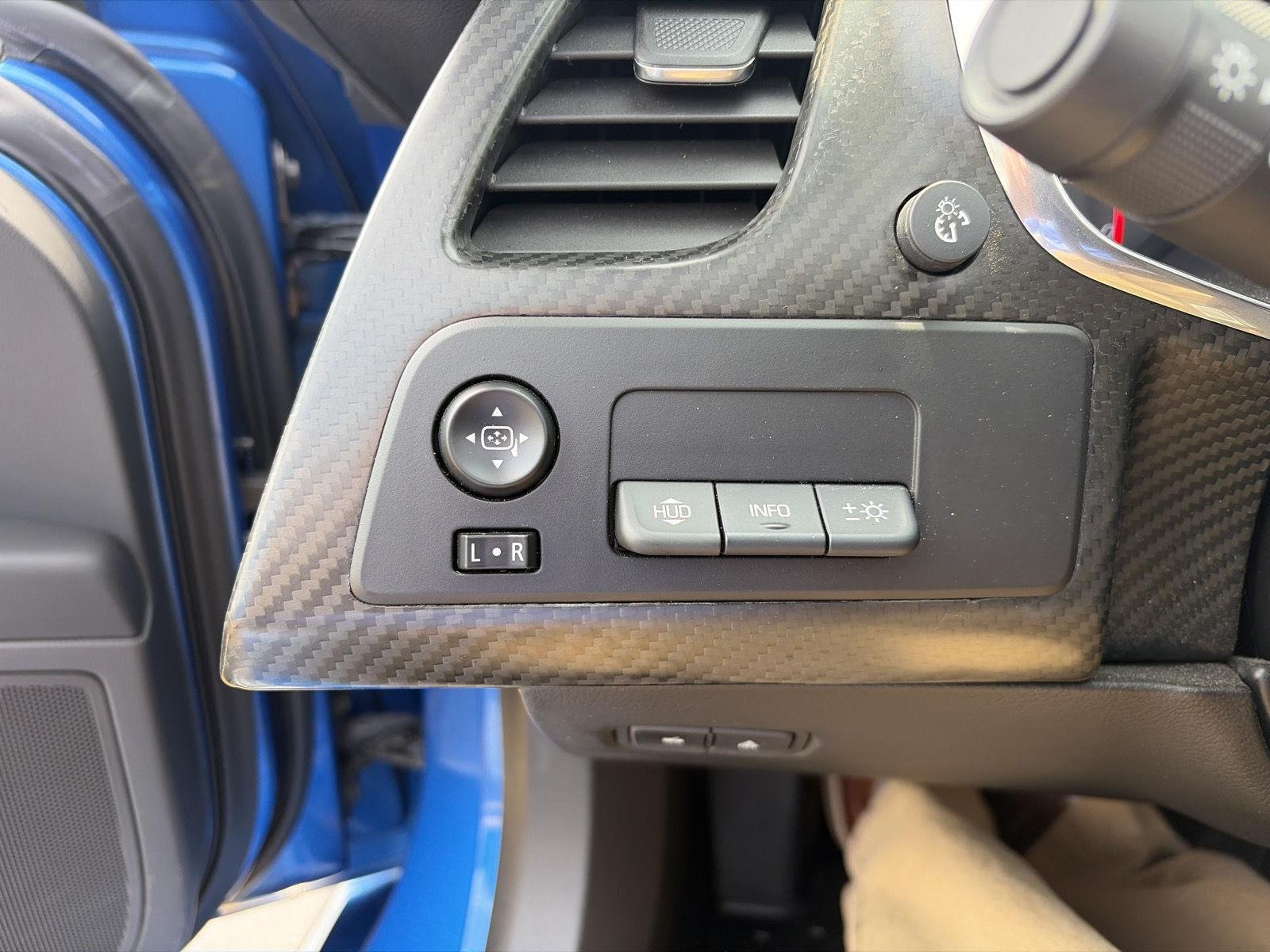Used 2015 LAGUNA BLUE TINTCOAT Chevrolet Z06 3LZ image 16
