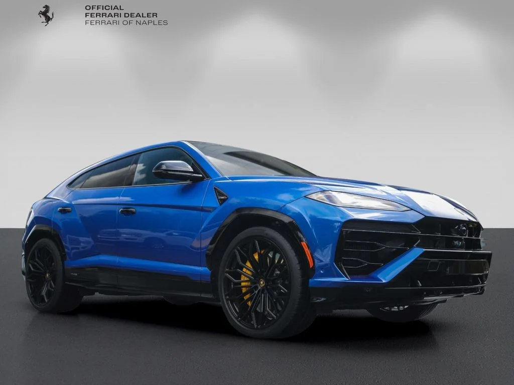2025 Lamborghini Urus 4.0 V8 PHEV SE's photo