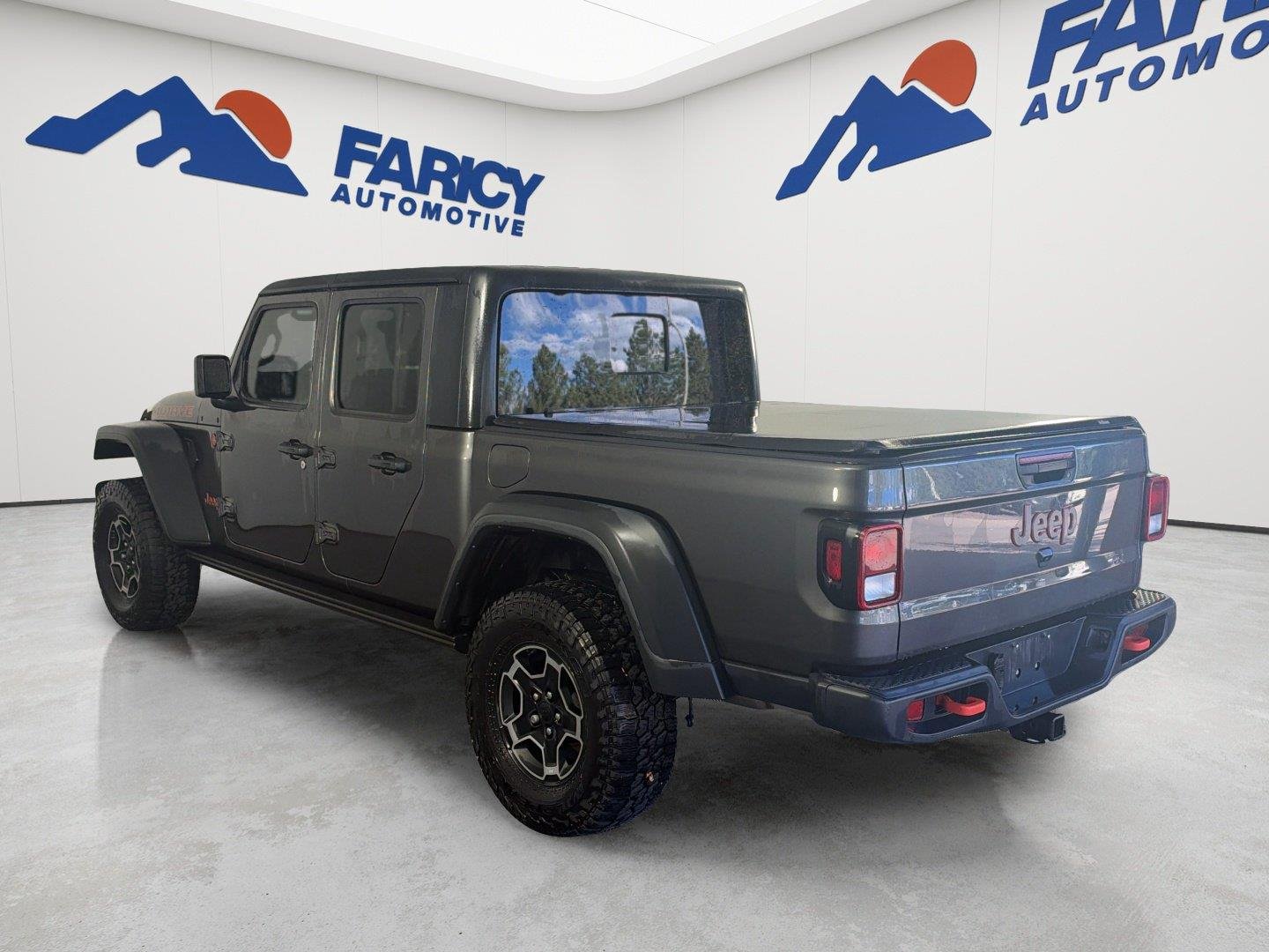 Used 2022 Granite Crystal Metallic Clearcoat Jeep Mojave image 7