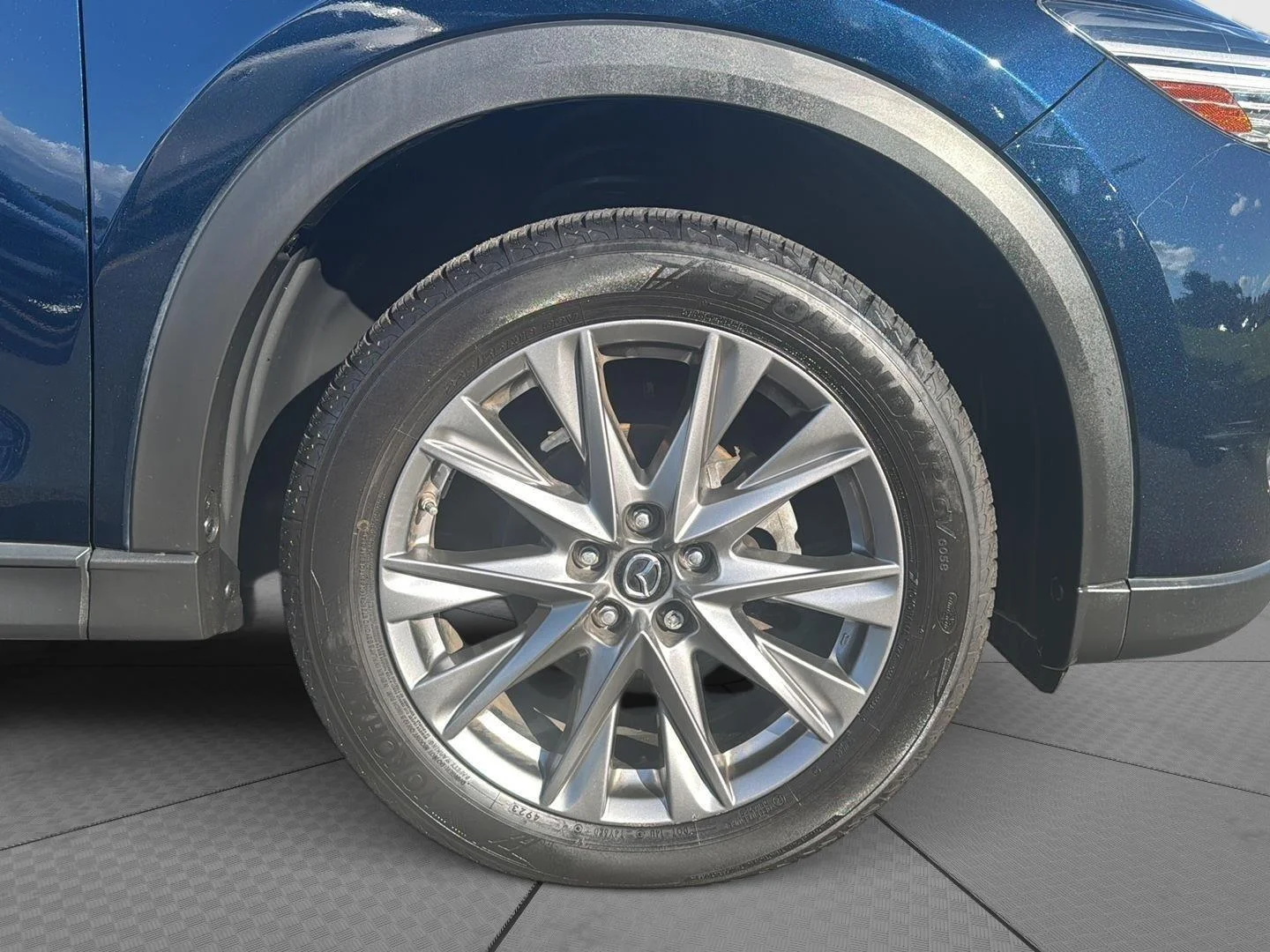 Used 2020 Deep Crystal Blue Mica Mazda Grand Touring image 10