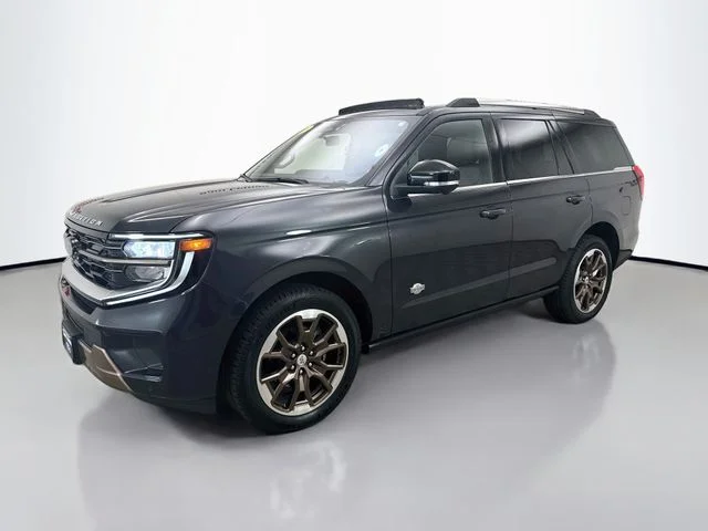 Used 2025 Gray Metallic Ford King Ranch image 3