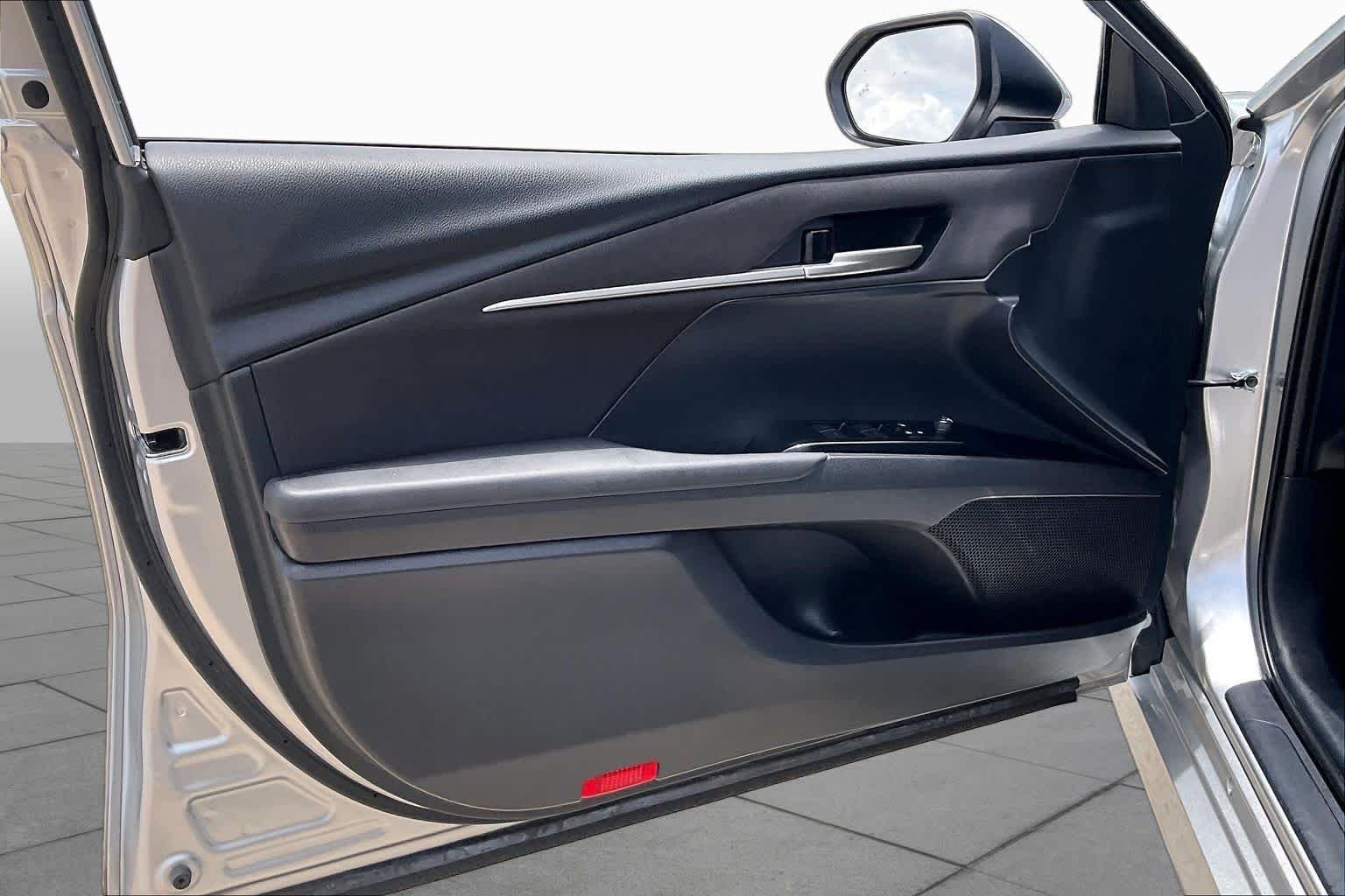 Used 2025 Celestial Silver Metallic Toyota LE image 21