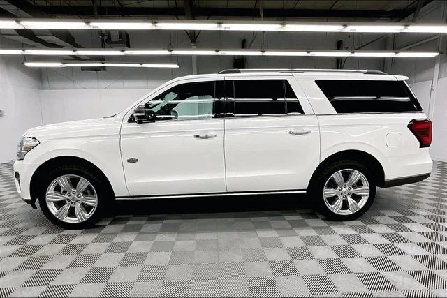 Used 2024 Star White Metallic Tri-Coat Ford King Ranch image 15
