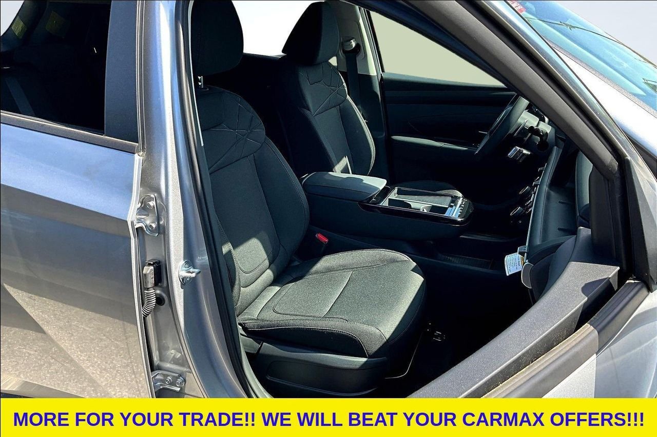 New 2026 Silver Hyundai SEL image 30
