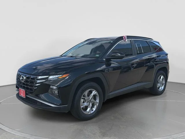 Used 2023 Black Hyundai SEL image 8