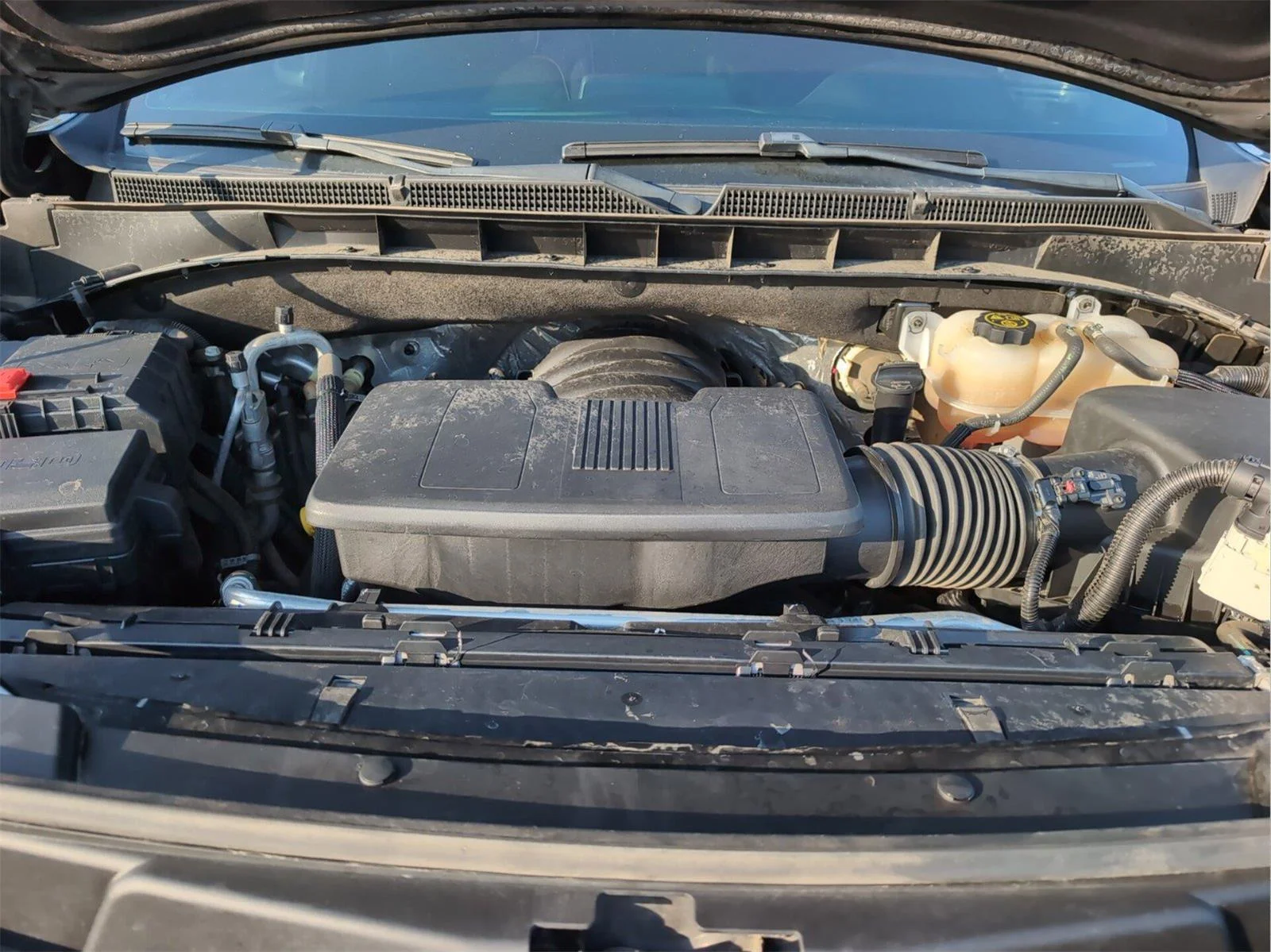 Used 2023 Onyx Black GMC AT4 image 17