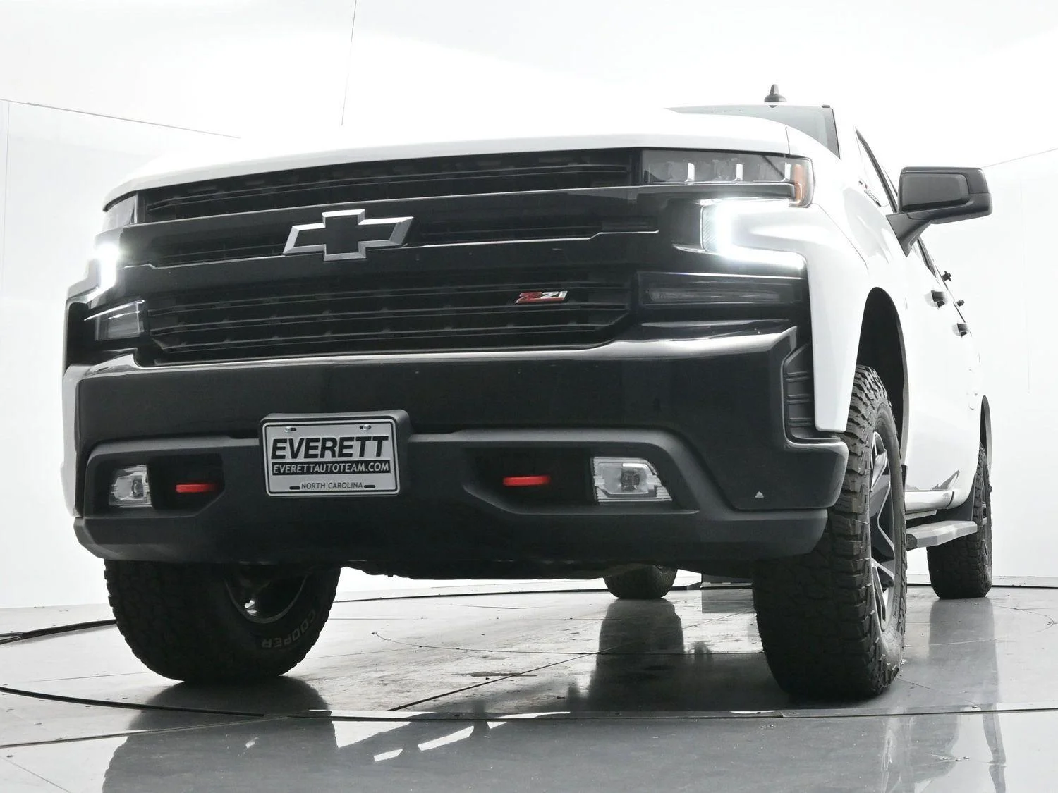 Used 2022 Summit White Chevrolet LT Trail Boss image 43