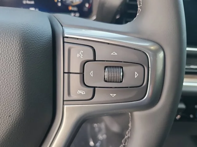 New 2026 Summit White Chevrolet RST image 26