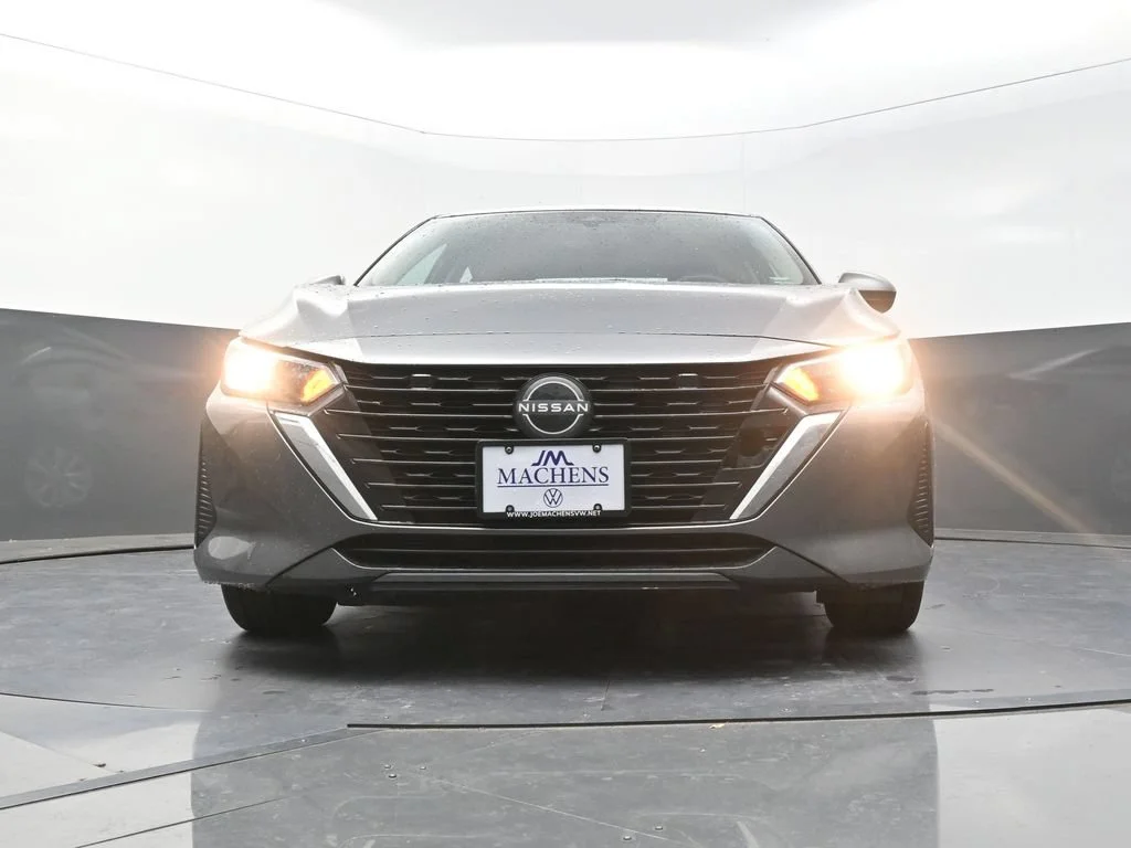 Used 2024 Gray Nissan S image 22