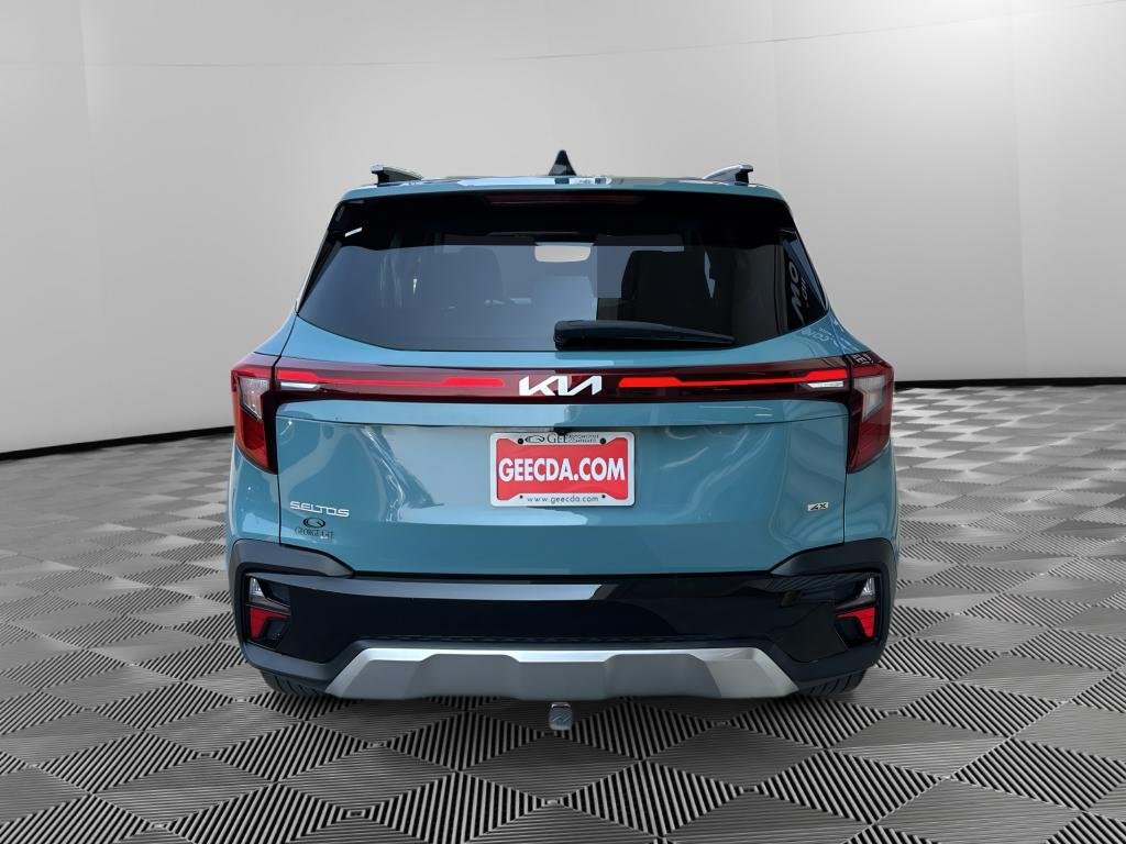 Used 2024 Pluton Blue Kia EX image 5