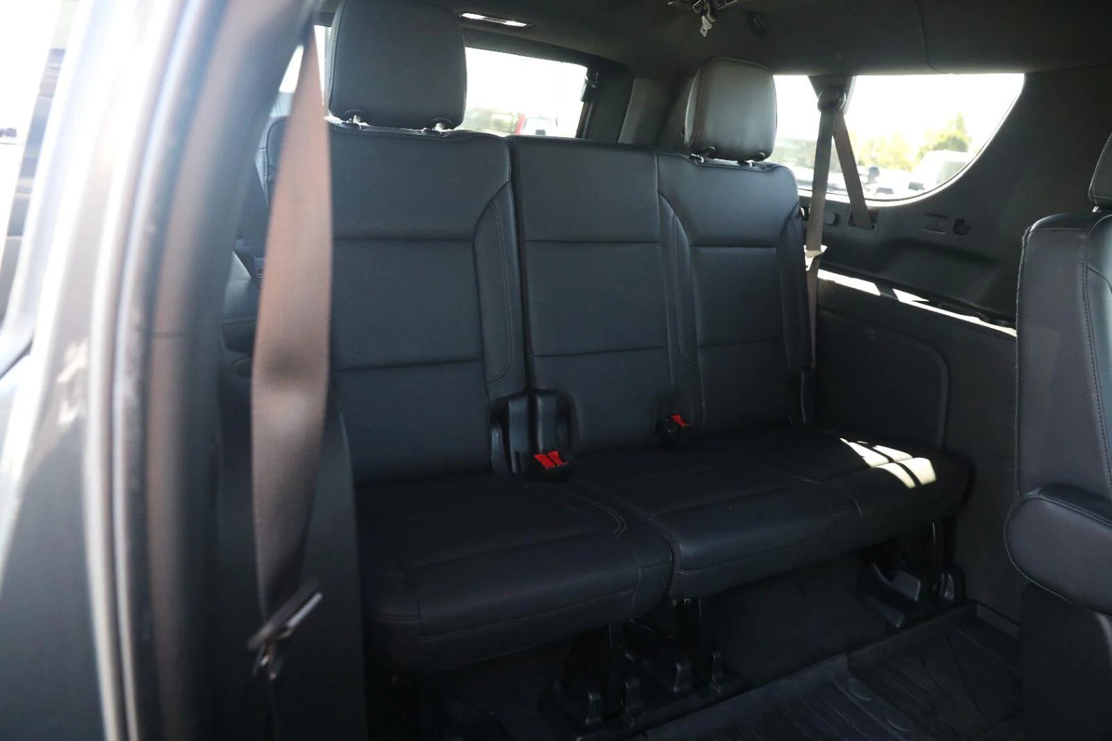 Used 2021 Shadow Gray Metallic Chevrolet Z71 image 37