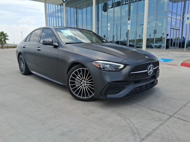 Used 2024  Mercedes-Benz C 300 image 1