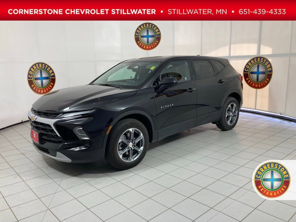 2025 Chevrolet Blazer 2.0T 2LT AWD's photo