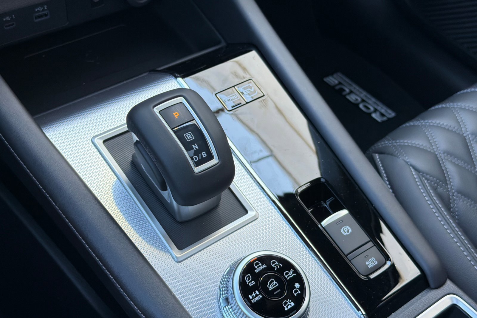 New 2026 Moonrock Gray Nissan Platinum image 20