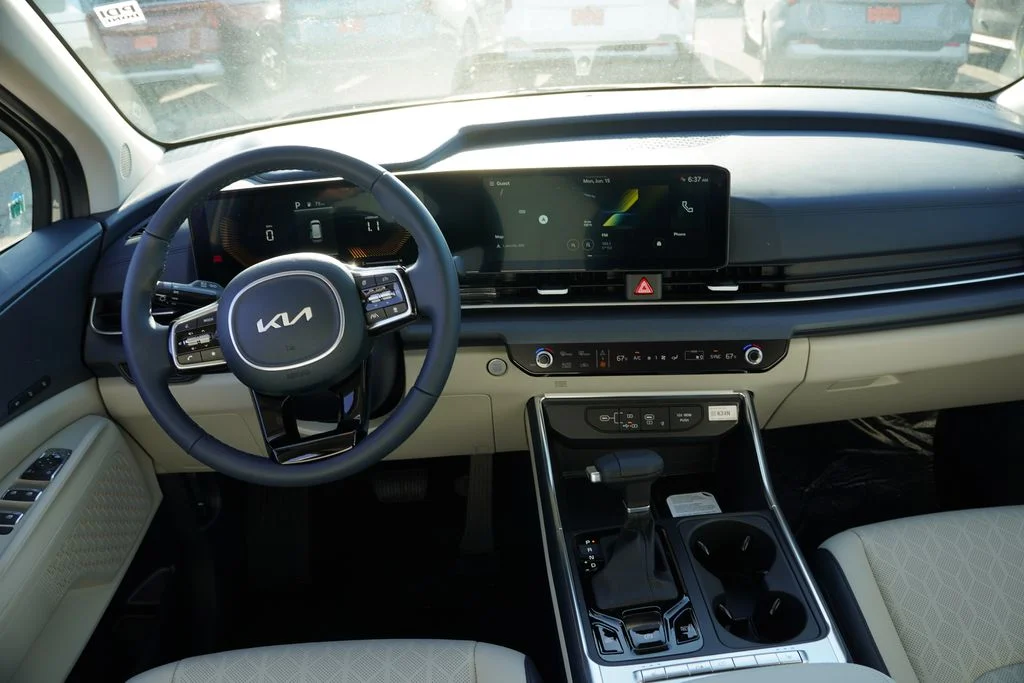 New 2026 Ceramic Silver Kia EX image 13