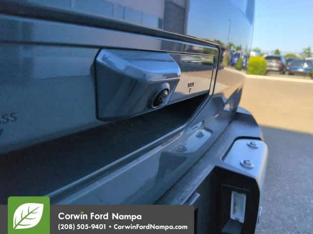 New 2026 Azure Gray Metallic Ford Outer Banks image 30