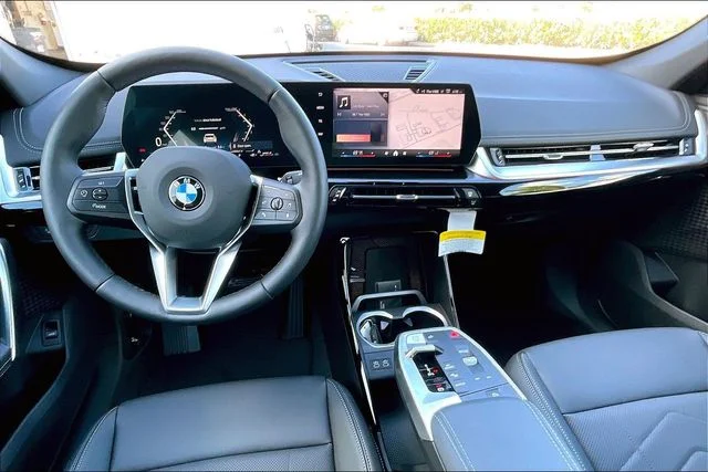 New 2026 Alpine White BMW xDrive28i image 5
