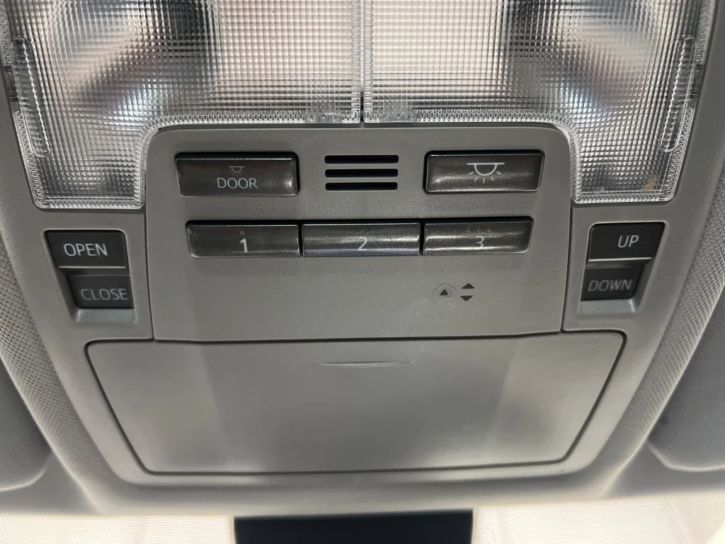 Used 2019 Predawn Gray Mica Toyota XLE image 37