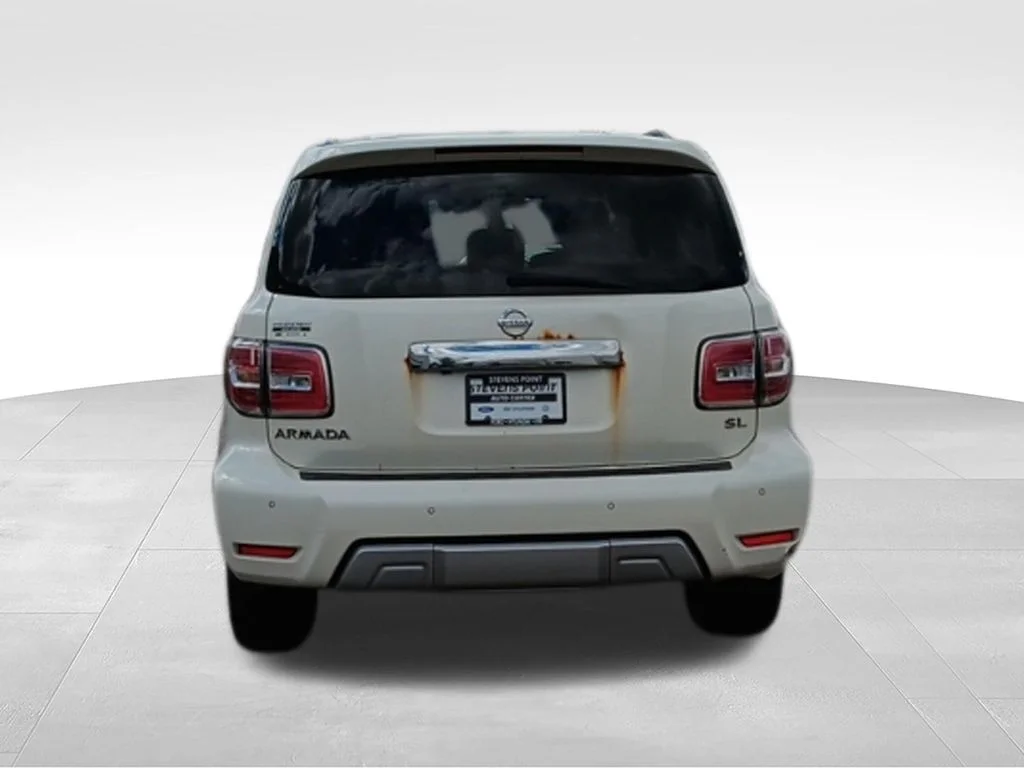 Used 2018 Pearl White Nissan SV image 7