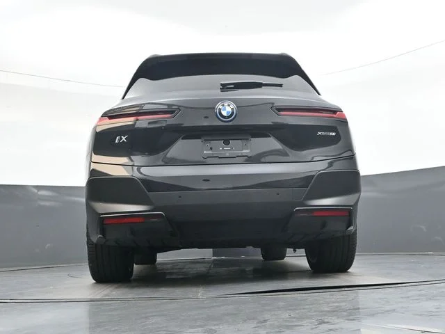 Used 2024 Black Sapphire Metallic BMW xDrive50 image 34