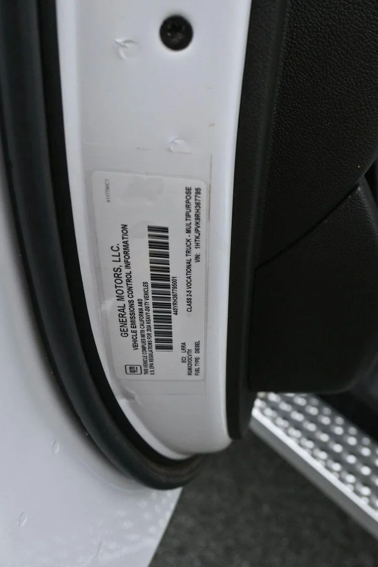 Used 2024 Summit White Chevrolet Work Truck image 39
