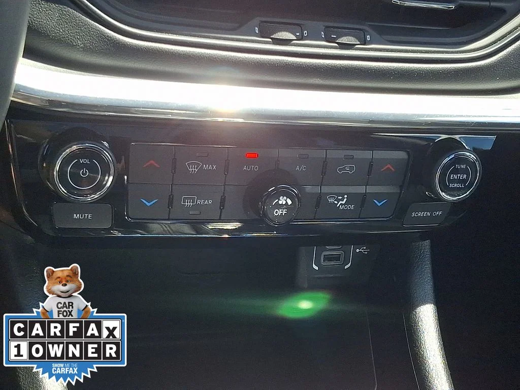 Certified Used 2023 Black Jeep Limited image 17