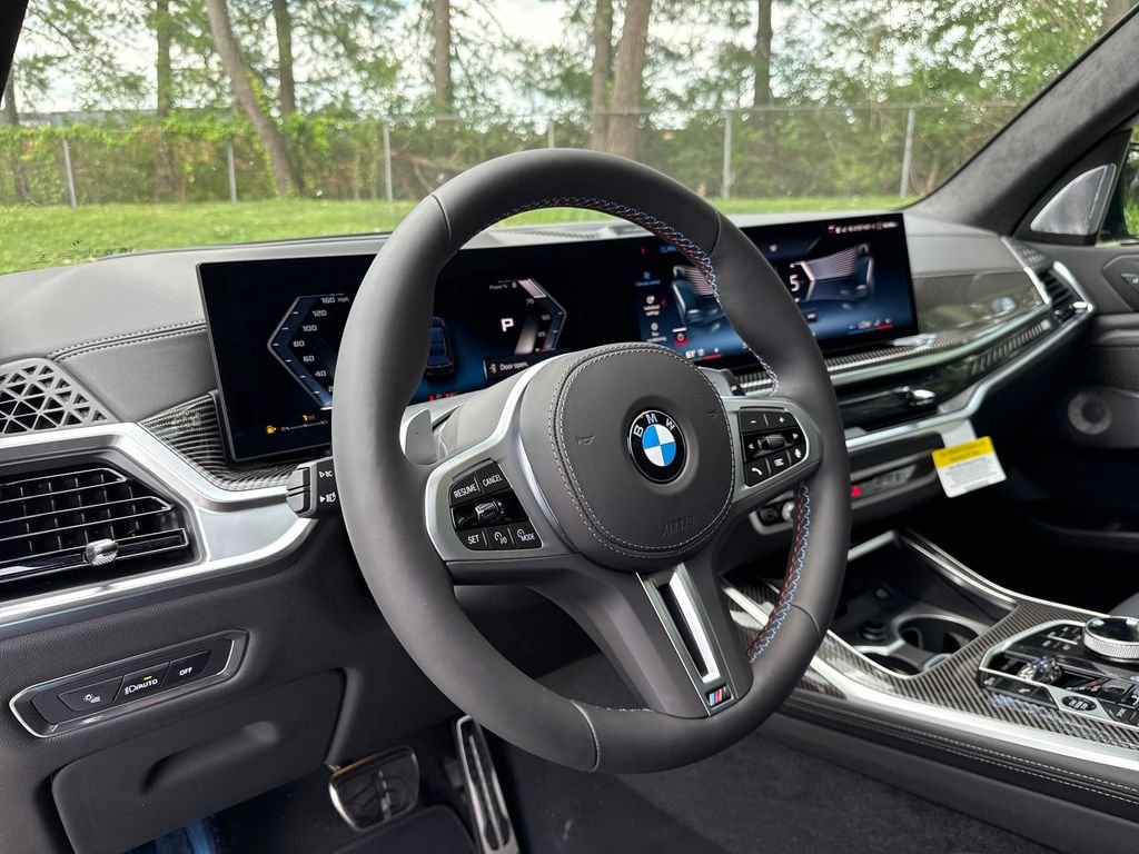 New 2027 Black BMW M60i image 13