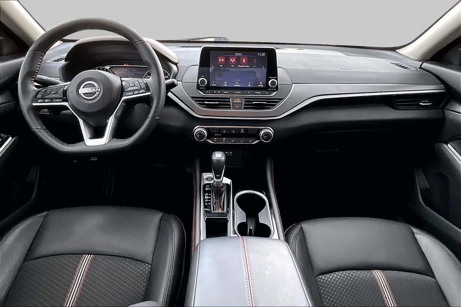 Used 2024 Pearl White Tricoat Nissan 2.5 SR image 15