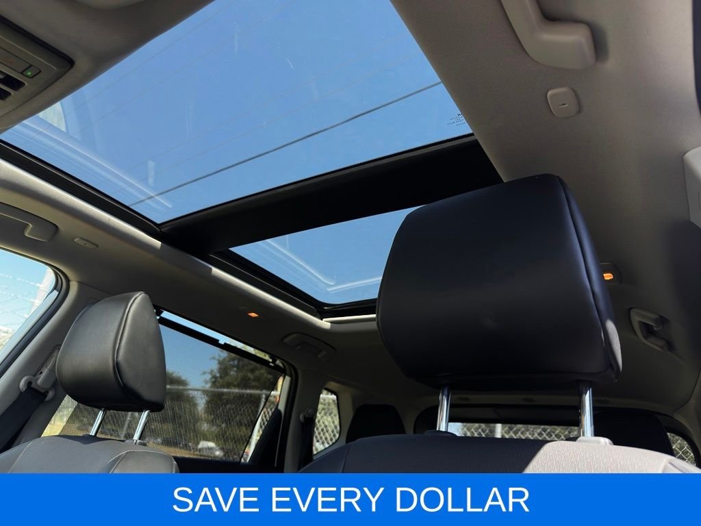 Used 2023 White Nissan SV image 10