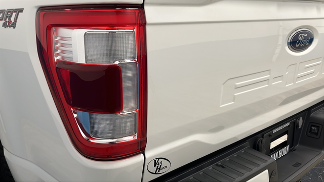 Used 2023 Star White Metallic Tri-Coat Ford Lariat image 40