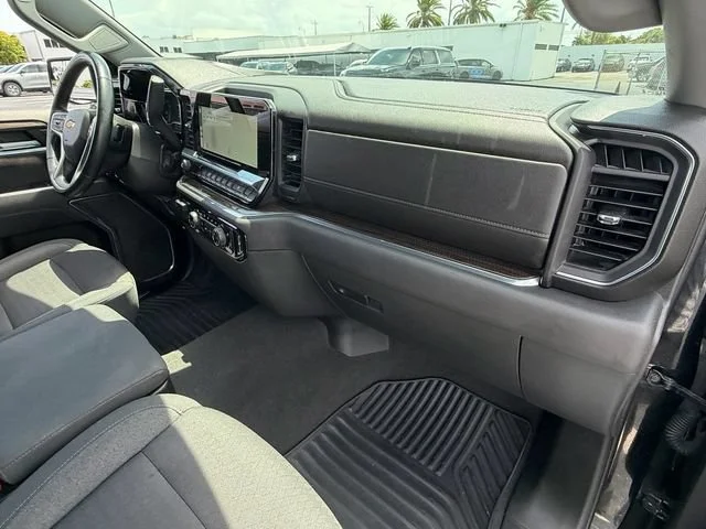 Used 2024 Black Chevrolet LT image 16
