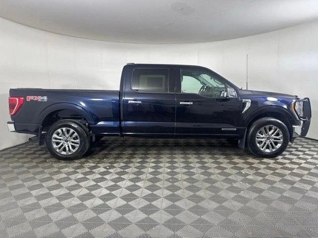 Certified Used 2021 Blue Metallic Ford XLT image 2