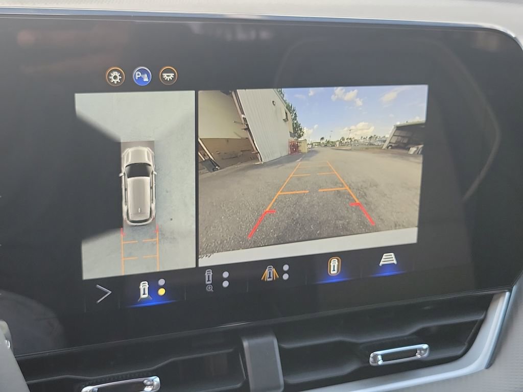 2026 Chevrolet Equinox LT - Photo 17