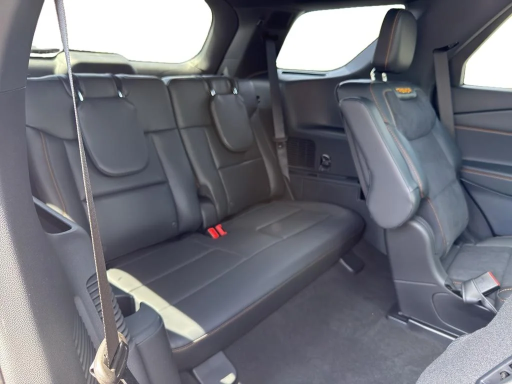New 2026 Star White Metallic Tri-Coat Ford Tremor® image 7
