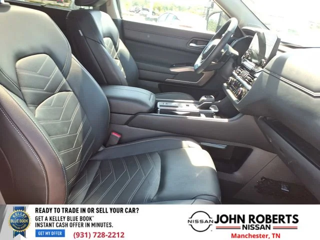 Used 2024 Beige Nissan Platinum image 21