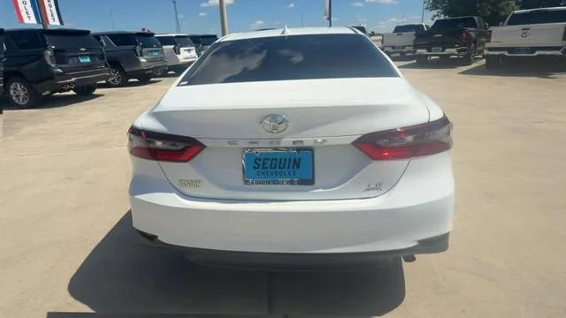 2024 Toyota Camry LE - Photo 7