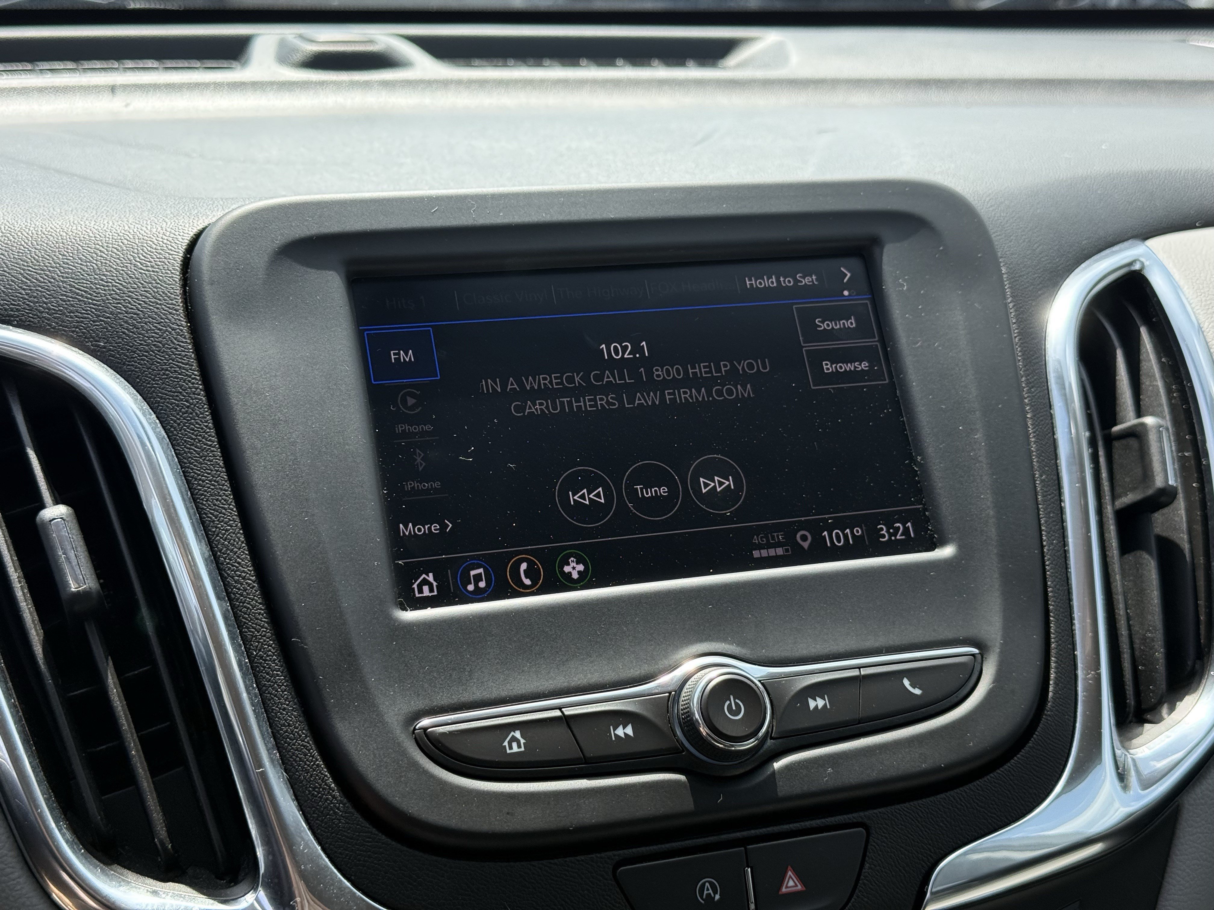 Used 2024 Summit White Chevrolet LT image 20
