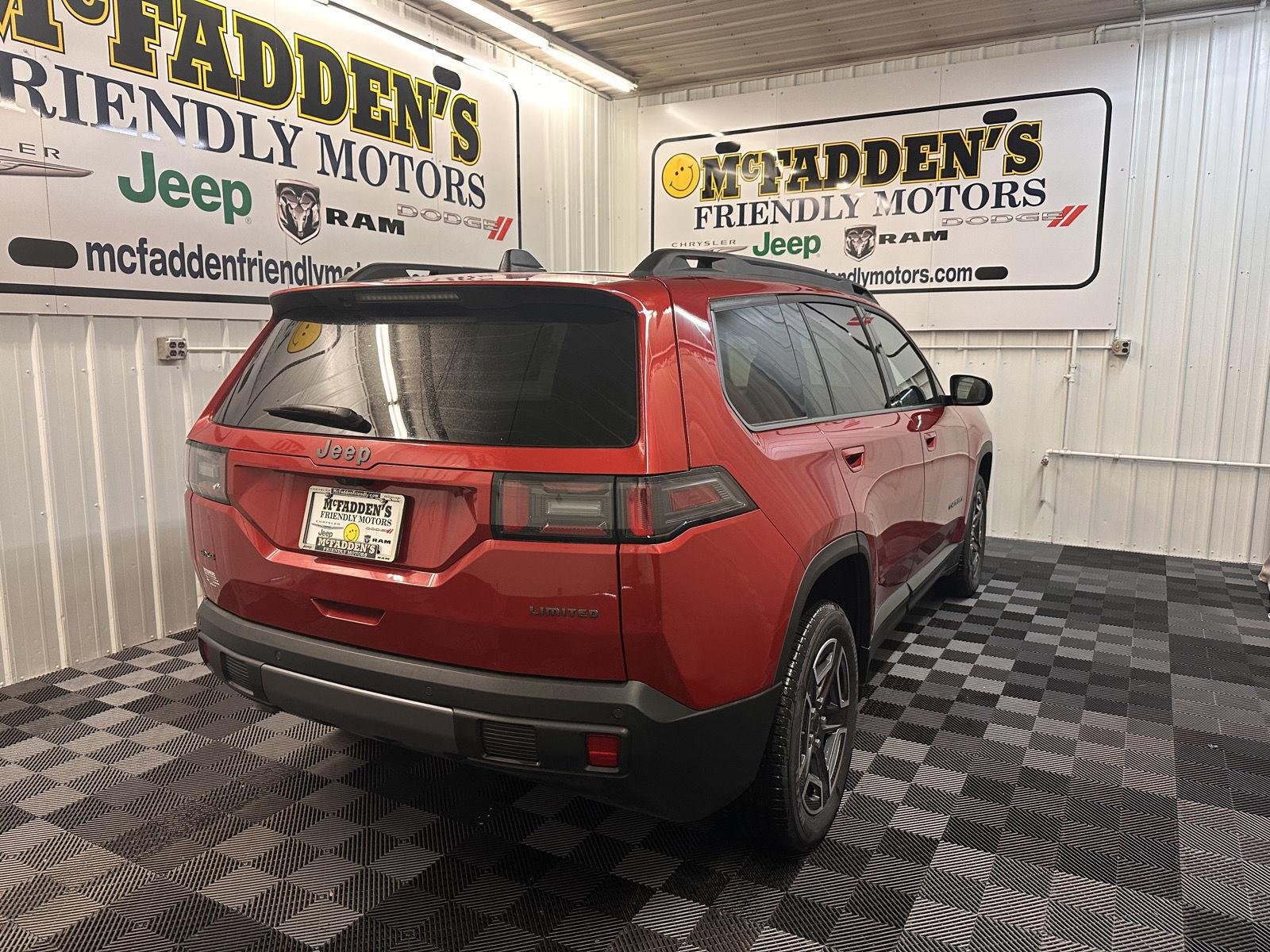New 2026 Red Hot Pearl-Coat Exterior Paint Jeep Limited image 4